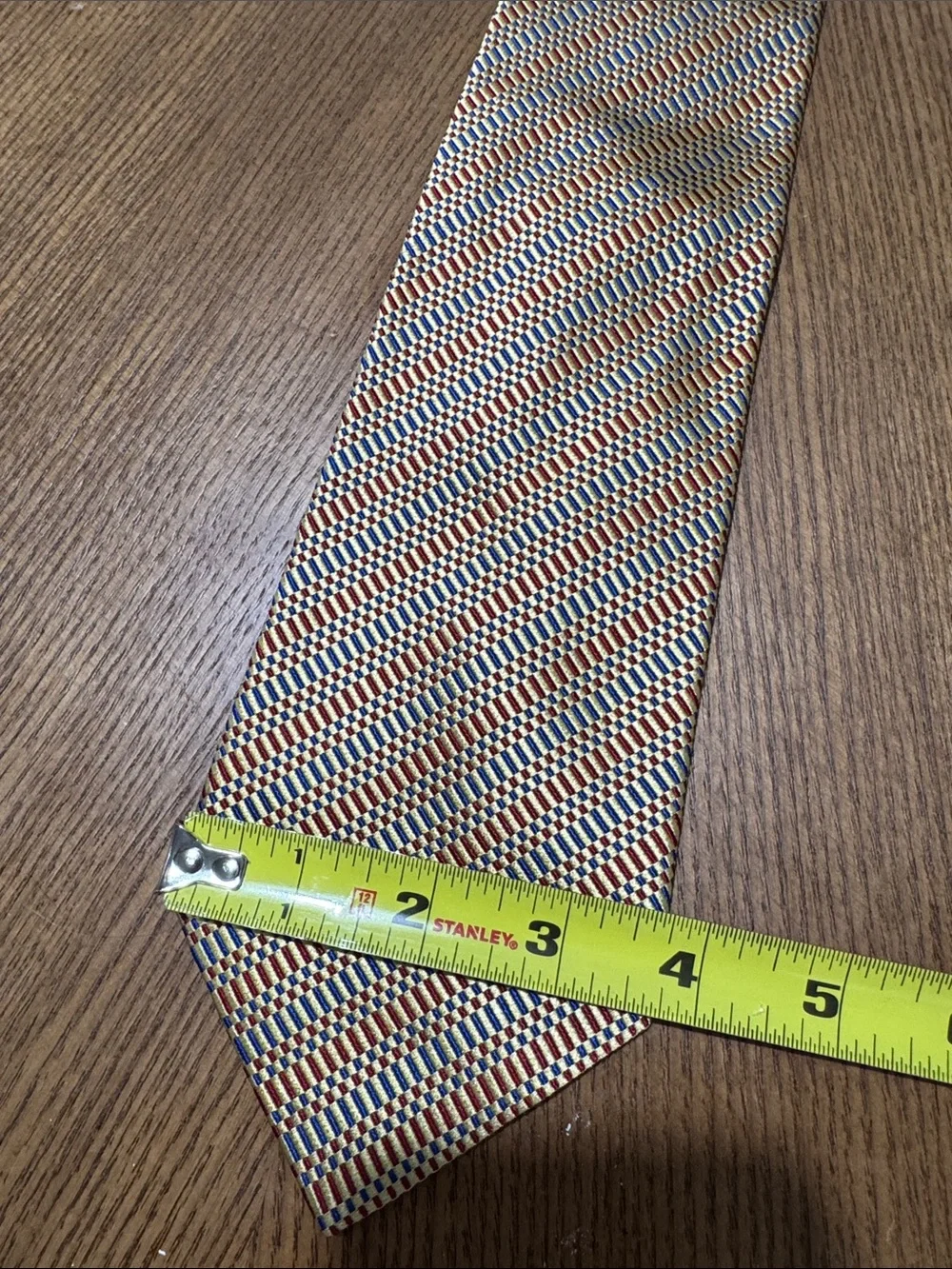 Corneliani mens gold red blue geo stripe pattern 100% silk neck tie EUC